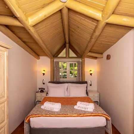 Hotel Petunya Boutique İçmeler