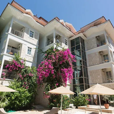 Hotel Petunya Boutique İçmeler