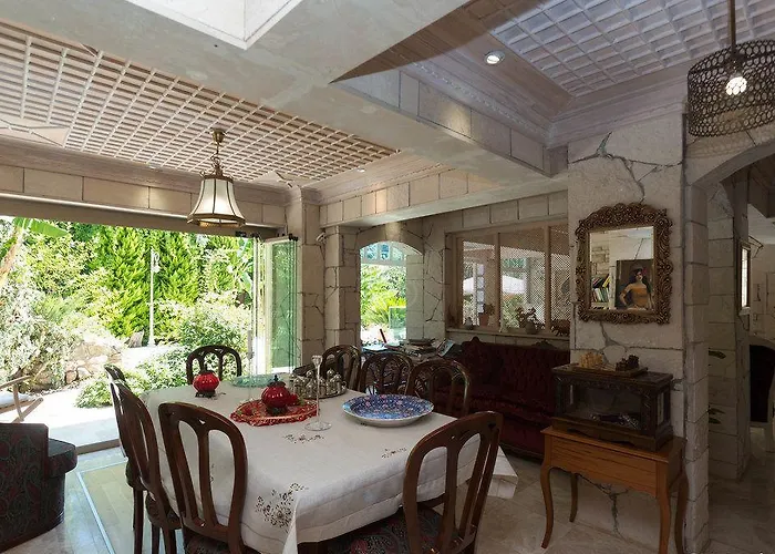 Petunya Boutique İçmeler