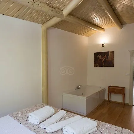 Petunya Boutique 이츠멜레르