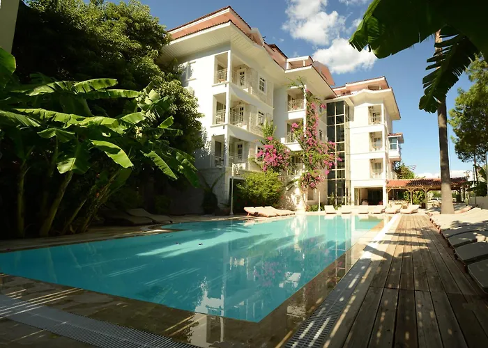 Petunya Boutique İçmeler