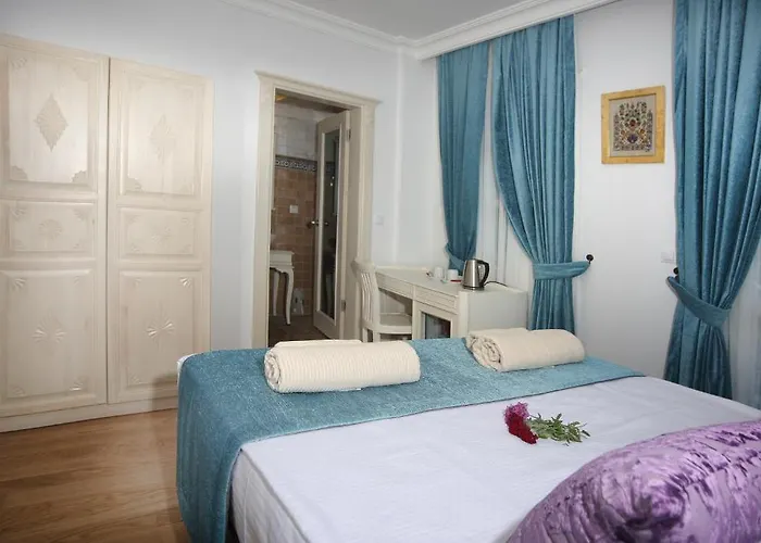 Otel Petunya Boutique İçmeler