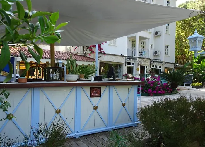 Otel Petunya Boutique İçmeler