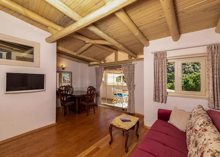 Petunya Boutique 3*