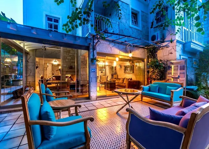 מלון Petunya Boutique 3*